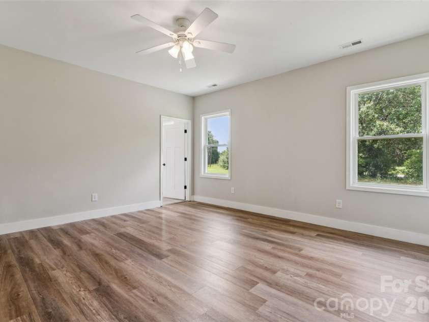 776 Grove Street Extension, Lincolnton, NC 28092.  MLS# CAR4405210, YatesRealty ID 48067. 