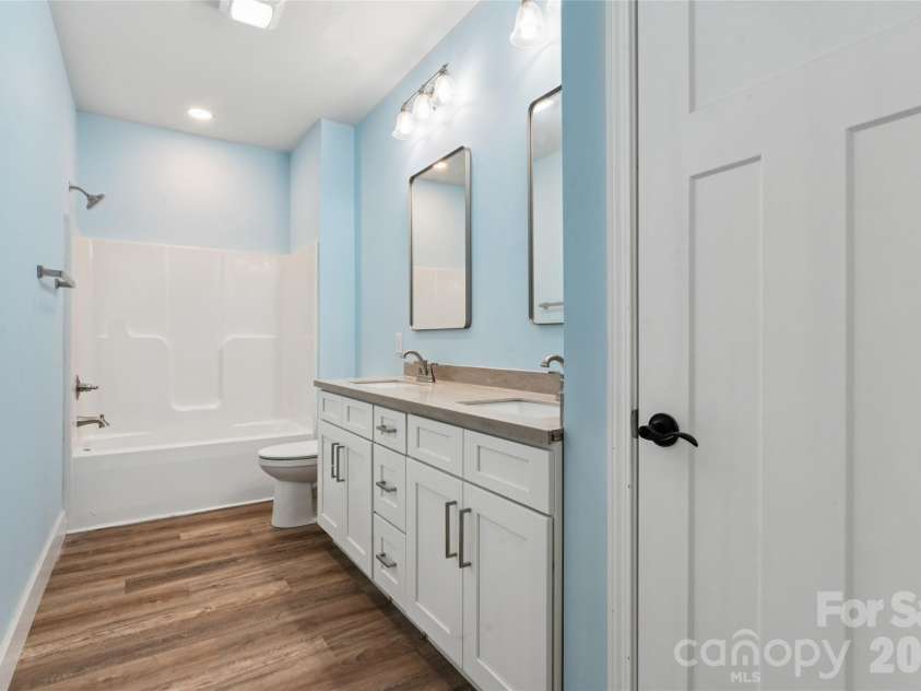 776 Grove Street Extension, Lincolnton, NC 28092.  MLS# CAR4405210, YatesRealty ID 48067. 