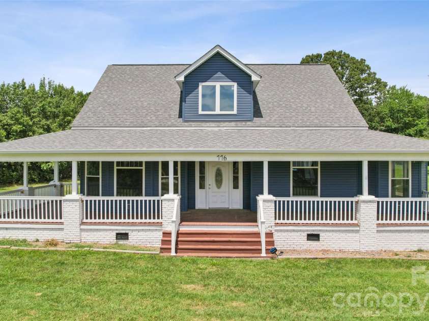 776 Grove Street Extension, Lincolnton, NC 28092.  MLS# CAR4405210, YatesRealty ID 48067. 