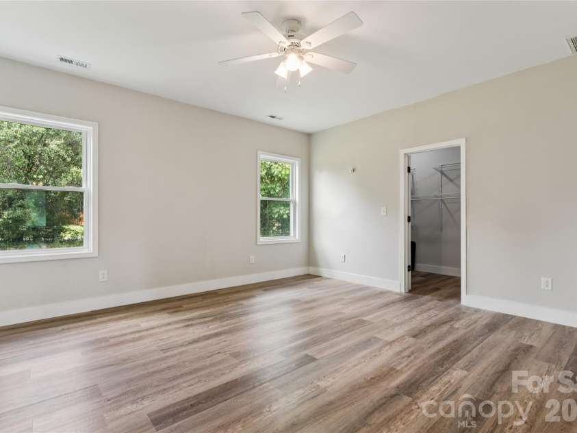 776 Grove Street Extension, Lincolnton, NC 28092.  MLS# CAR4405210, YatesRealty ID 48067. 