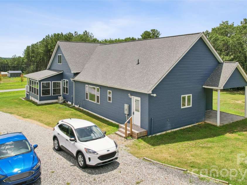 776 Grove Street Extension, Lincolnton, NC 28092.  MLS# CAR4405210, YatesRealty ID 48067. 
