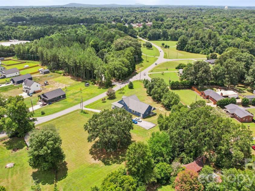 776 Grove Street Extension, Lincolnton, NC 28092.  MLS# CAR4405210, YatesRealty ID 48067. 
