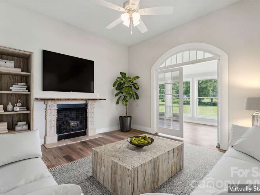 776 Grove Street Extension, Lincolnton, NC 28092.  MLS# CAR4405210, YatesRealty ID 48067. 
