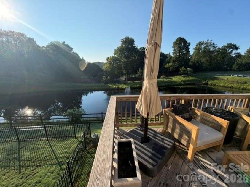 2543 Grantham Place Drive, Fort Mill, SC 29715.  MLS# CAR4418079, YatesRealty ID 48068. 
