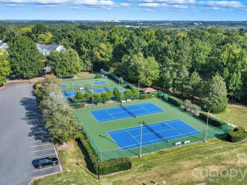 2543 Grantham Place Drive, Fort Mill, SC 29715.  MLS# CAR4418079, YatesRealty ID 48068. 