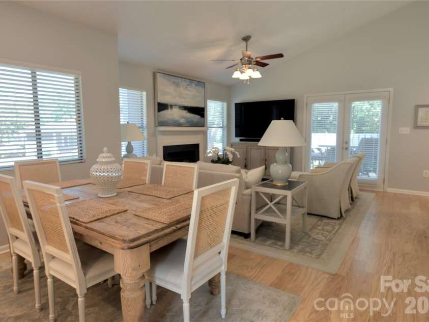 7615 Woods Lane, Cornelius, NC 28031.  MLS# CAR4419666, YatesRealty ID 48069. Dining area