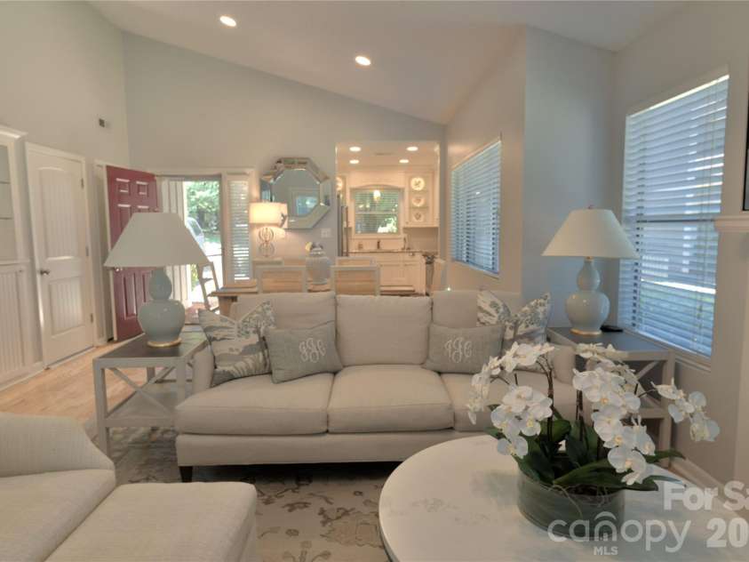 7615 Woods Lane, Cornelius, NC 28031.  MLS# CAR4419666, YatesRealty ID 48069. Living3