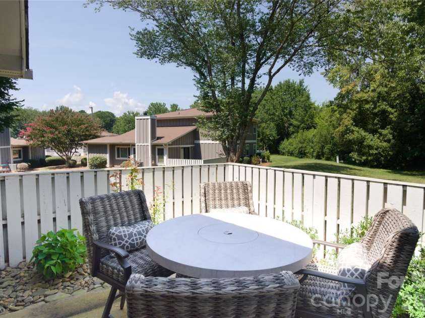 7615 Woods Lane, Cornelius, NC 28031.  MLS# CAR4419666, YatesRealty ID 48069. Patio