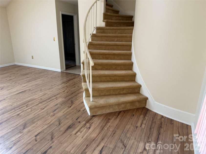1720 12th Street, Hickory, NC 28601.  MLS# CAR4359181, YatesRealty ID 4807. 