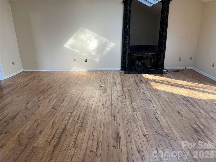 1720 12th Street, Hickory, NC 28601.  MLS# CAR4359181, YatesRealty ID 4807. 