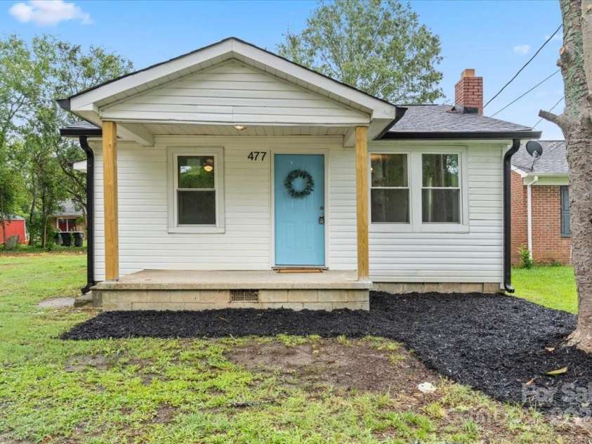 477 Frank Street, Rock Hill, SC 29730.  MLS# CAR4165501, YatesRealty ID 4807. Front of House