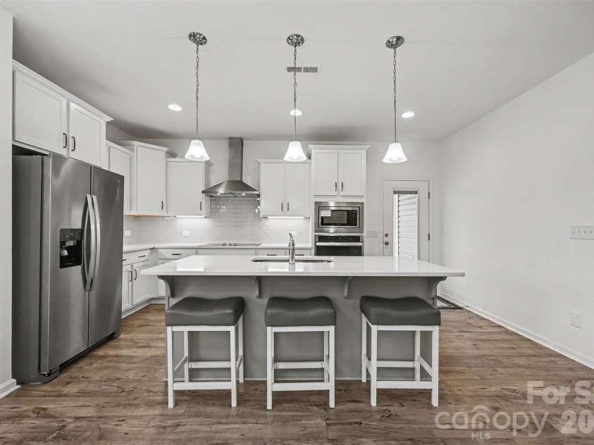 103 Trissy Court, Statesville, NC 28625.  MLS# CAR4379061, YatesRealty ID 48070. Open Kitchen