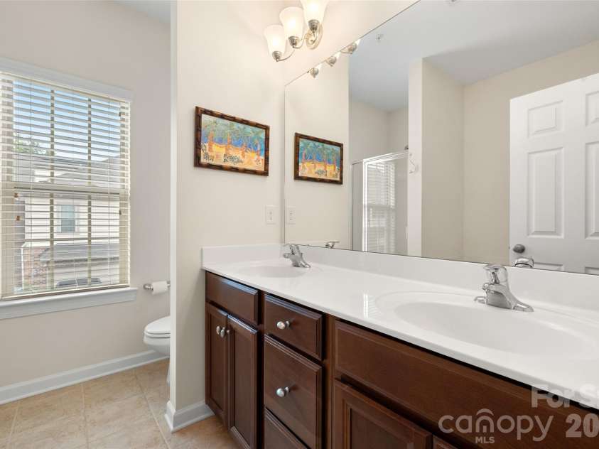 11123 Ascoli Place, Charlotte, NC 28277.  MLS# CAR4419358, YatesRealty ID 48071. 