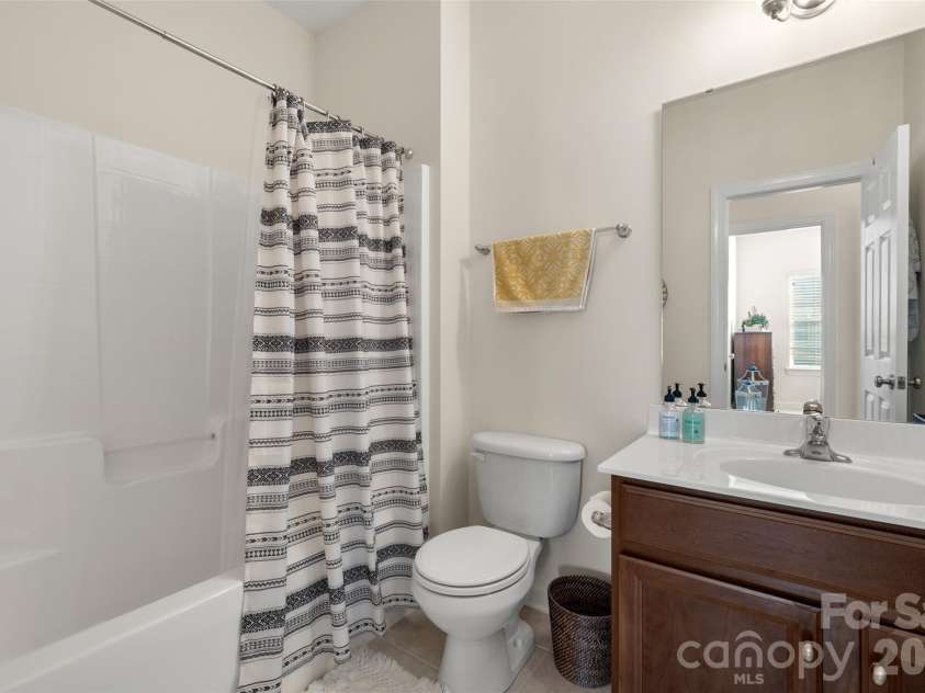 11123 Ascoli Place, Charlotte, NC 28277.  MLS# CAR4419358, YatesRealty ID 48071. 