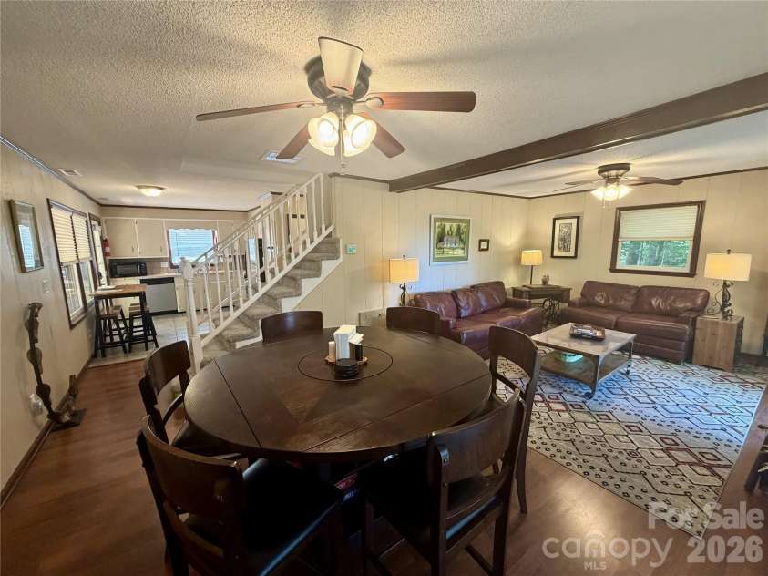 188 Forest Lane, Blowing Rock, NC 28605.  MLS# CAR4419824, YatesRealty ID 48074. 