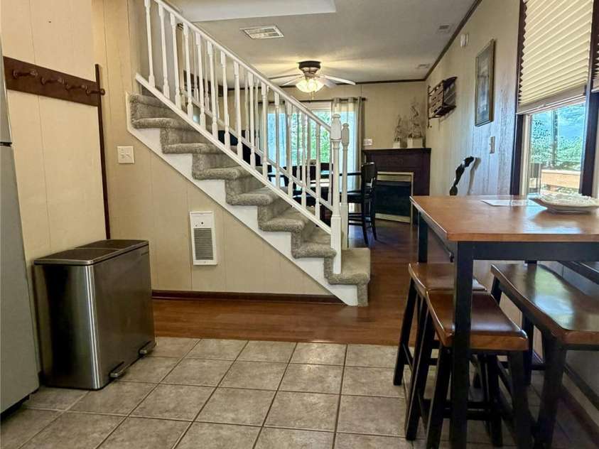 188 Forest Lane, Blowing Rock, NC 28605.  MLS# CAR4419824, YatesRealty ID 48074. 