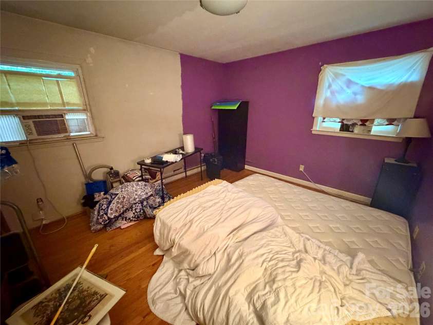 3512 Winterfield Place, Charlotte, NC 28205.  MLS# CAR4420260, YatesRealty ID 48075. 
