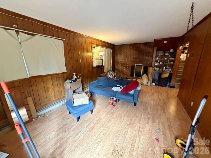 3512 Winterfield Place, Charlotte, NC 28205.  MLS# CAR4420260, YatesRealty ID 48075. 