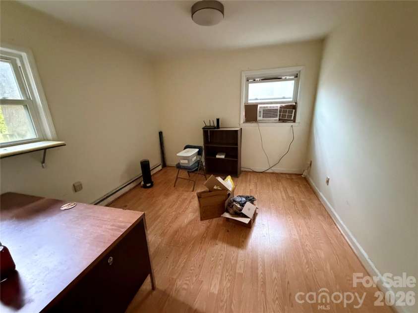 3512 Winterfield Place, Charlotte, NC 28205.  MLS# CAR4420260, YatesRealty ID 48075. 