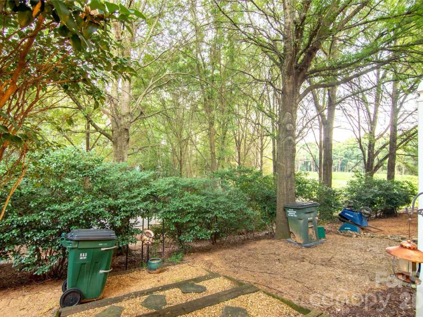 8310 Chaceview Court, Charlotte, NC 28269.  MLS# CAR4419511, YatesRealty ID 48076. 