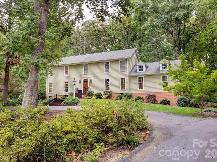 215 Bethel Drive, Salisbury, NC 28144.  MLS# CAR4419558, YatesRealty ID 48077. Circular driveway