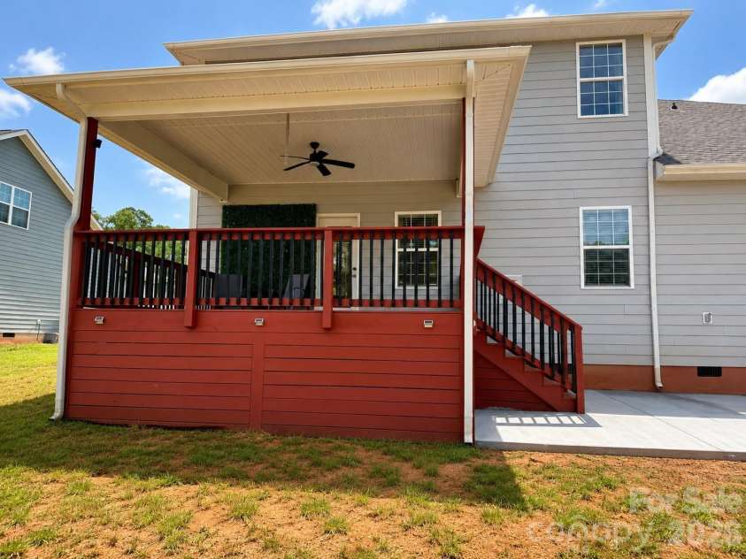 11732 Glenwood Drive, Locust, NC 28097.  MLS# CAR4419492, YatesRealty ID 48078. 