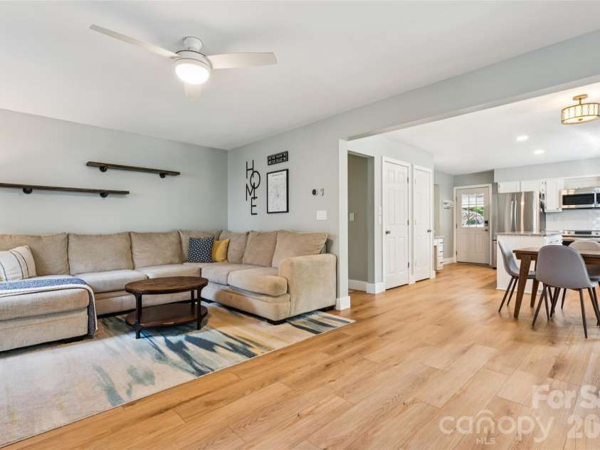 12501 Diamond Drive, Pineville, NC 28134.  MLS# CAR4419478, YatesRealty ID 48079. 