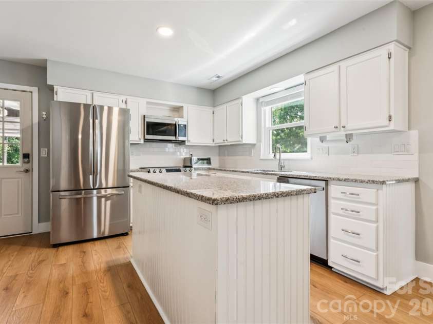 12501 Diamond Drive, Pineville, NC 28134.  MLS# CAR4419478, YatesRealty ID 48079. 