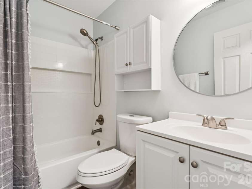 12501 Diamond Drive, Pineville, NC 28134.  MLS# CAR4419478, YatesRealty ID 48079. 