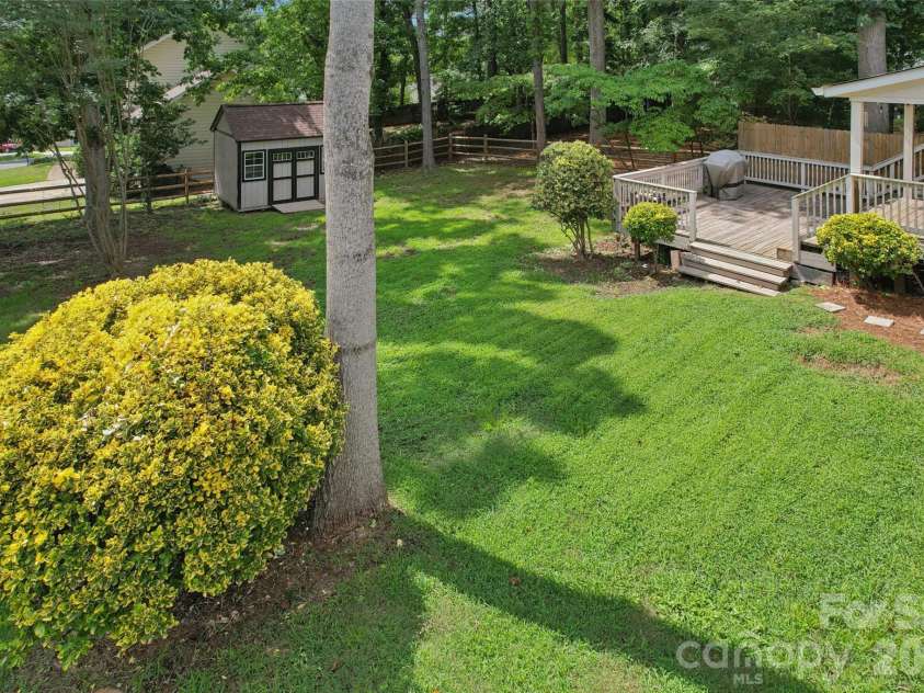 12501 Diamond Drive, Pineville, NC 28134.  MLS# CAR4419478, YatesRealty ID 48079. 