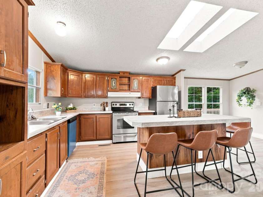 3159 Ward Green Street, Lenoir, NC 28645.  MLS# CAR4418654, YatesRealty ID 48082. 