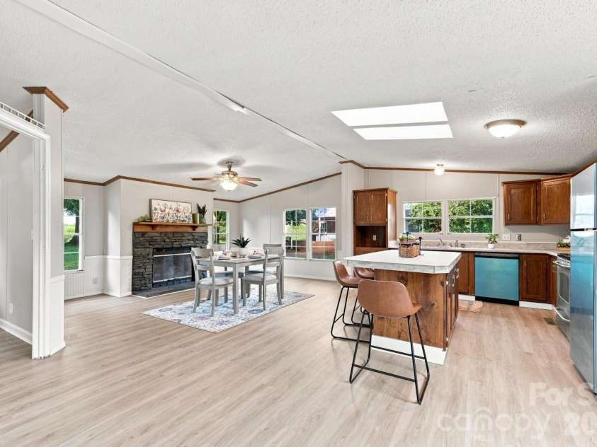 3159 Ward Green Street, Lenoir, NC 28645.  MLS# CAR4418654, YatesRealty ID 48082. 