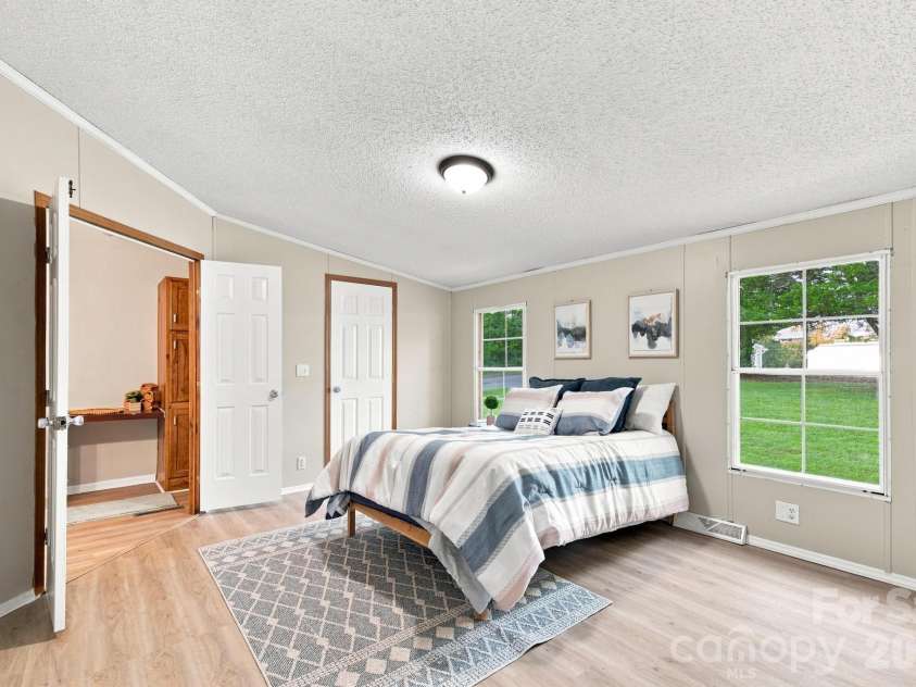 3159 Ward Green Street, Lenoir, NC 28645.  MLS# CAR4418654, YatesRealty ID 48082. 