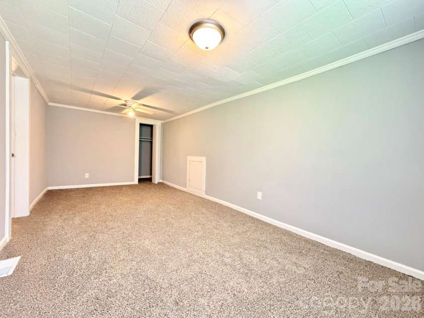 301 Magnolia Street, Granite Falls, NC 28630.  MLS# CAR4417964, YatesRealty ID 48083. 