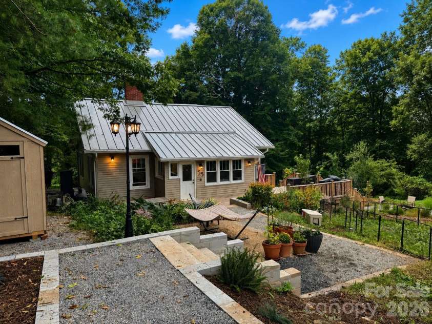 55 Beaman Road, Marion, NC 28752.  MLS# CAR4419435, YatesRealty ID 48084. 