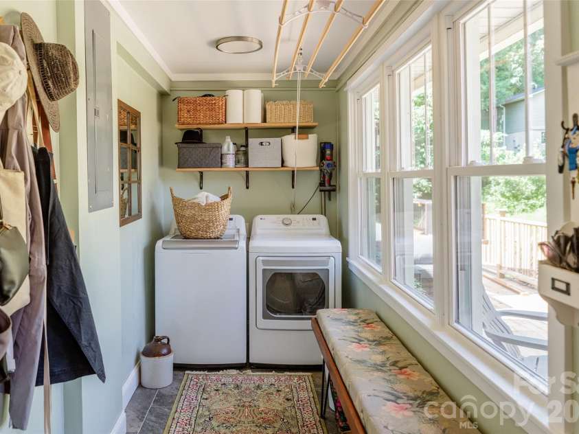 55 Beaman Road, Marion, NC 28752.  MLS# CAR4419435, YatesRealty ID 48084. 