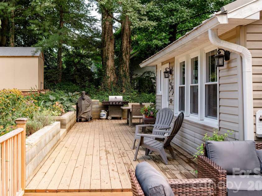 55 Beaman Road, Marion, NC 28752.  MLS# CAR4419435, YatesRealty ID 48084. 