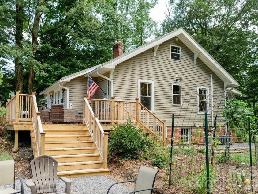 55 Beaman Road, Marion, NC 28752.  MLS# CAR4419435, YatesRealty ID 48084. 