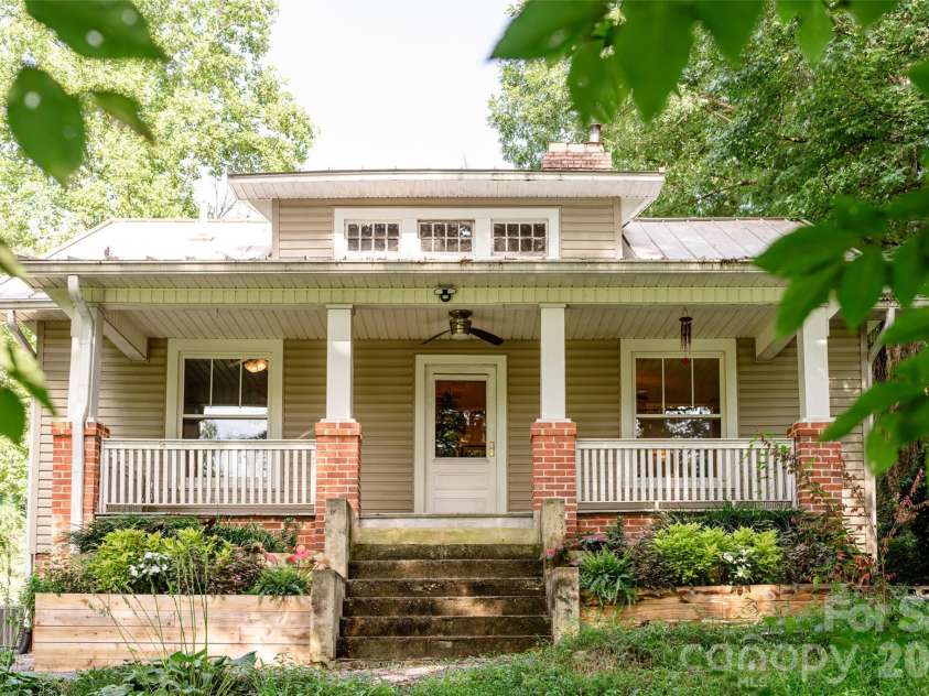 55 Beaman Road, Marion, NC 28752.  MLS# CAR4419435, YatesRealty ID 48084. 