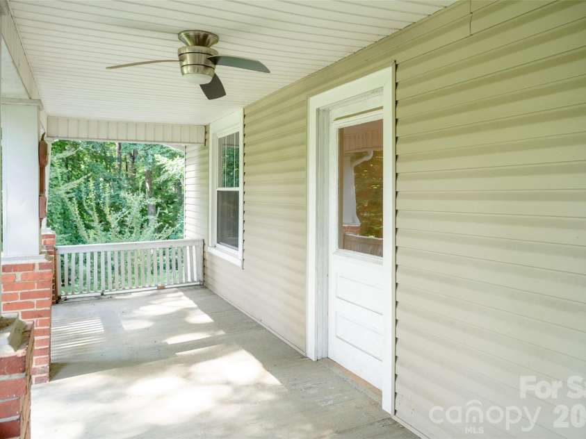 55 Beaman Road, Marion, NC 28752.  MLS# CAR4419435, YatesRealty ID 48084. 