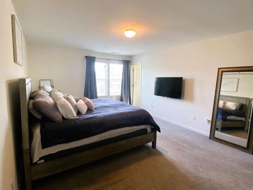 848 Georgia Oak Lane, Landis, NC 28088.  MLS# CAR4317987, YatesRealty ID 48085. Primary Bedroom