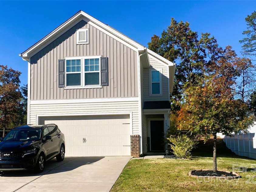 848 Georgia Oak Lane, Landis, NC 28088.  MLS# CAR4317987, YatesRealty ID 48085. Welcome to 848 Georgia Oak