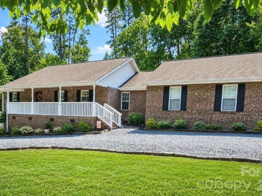 278 Newport Drive, Mount Gilead, NC 27306.  MLS# CAR4417109, YatesRealty ID 48086. 