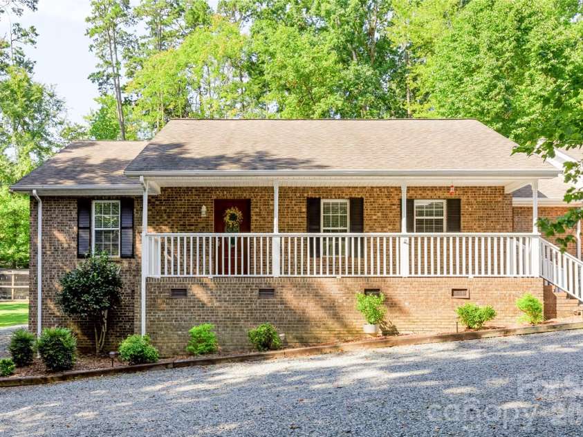 278 Newport Drive, Mount Gilead, NC 27306.  MLS# CAR4417109, YatesRealty ID 48086. 
