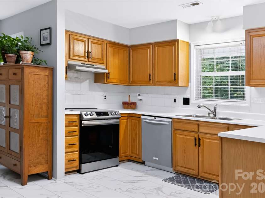 278 Newport Drive, Mount Gilead, NC 27306.  MLS# CAR4417109, YatesRealty ID 48086. 