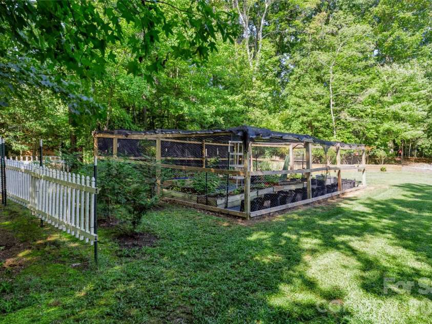 278 Newport Drive, Mount Gilead, NC 27306.  MLS# CAR4417109, YatesRealty ID 48086. 