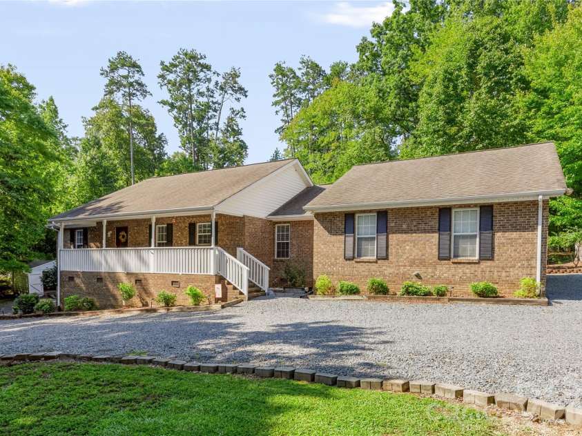 278 Newport Drive, Mount Gilead, NC 27306.  MLS# CAR4417109, YatesRealty ID 48086. 