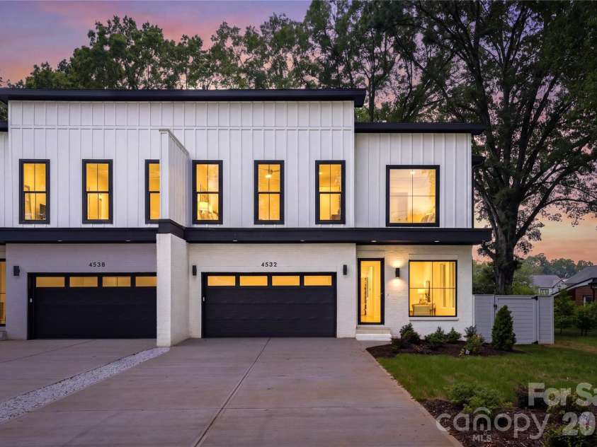 4538 Craig Avenue, Charlotte, NC 28211.  MLS# CAR4417719, YatesRealty ID 48088. 