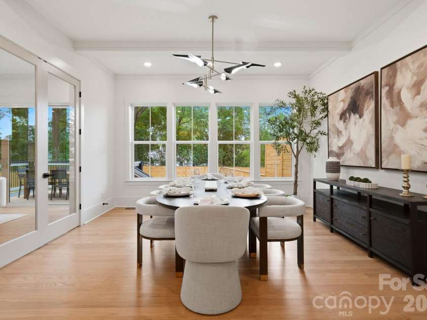 4538 Craig Avenue, Charlotte, NC 28211.  MLS# CAR4417719, YatesRealty ID 48088. Dining Room