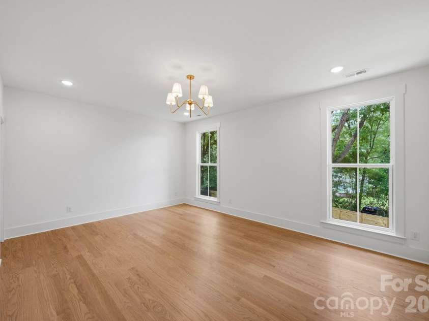 4538 Craig Avenue, Charlotte, NC 28211.  MLS# CAR4417719, YatesRealty ID 48088. Secondary Bedroom